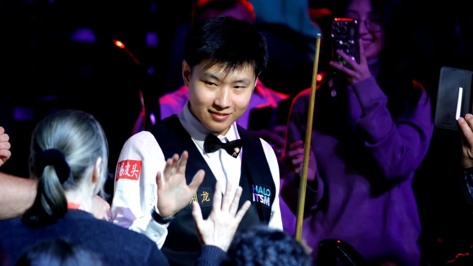 但由于他此, 继续排名第, 的表现实在 但由于他此, 继续排名第, 的表现实在