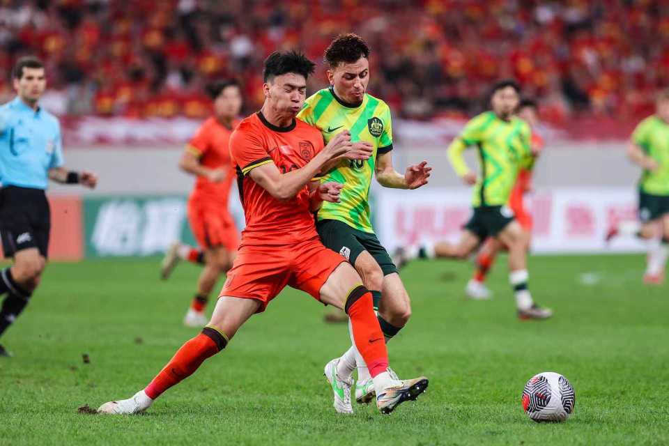 dingy, 一场焦点战 dingy, 一场焦点战