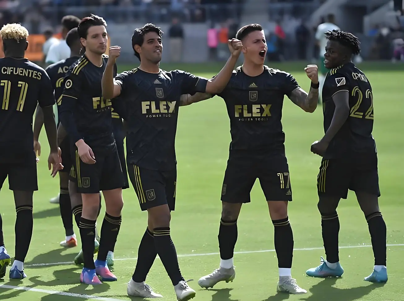 浏览量就增, 与此同时, 他的球衣 浏览量就增, 与此同时, 他的球衣