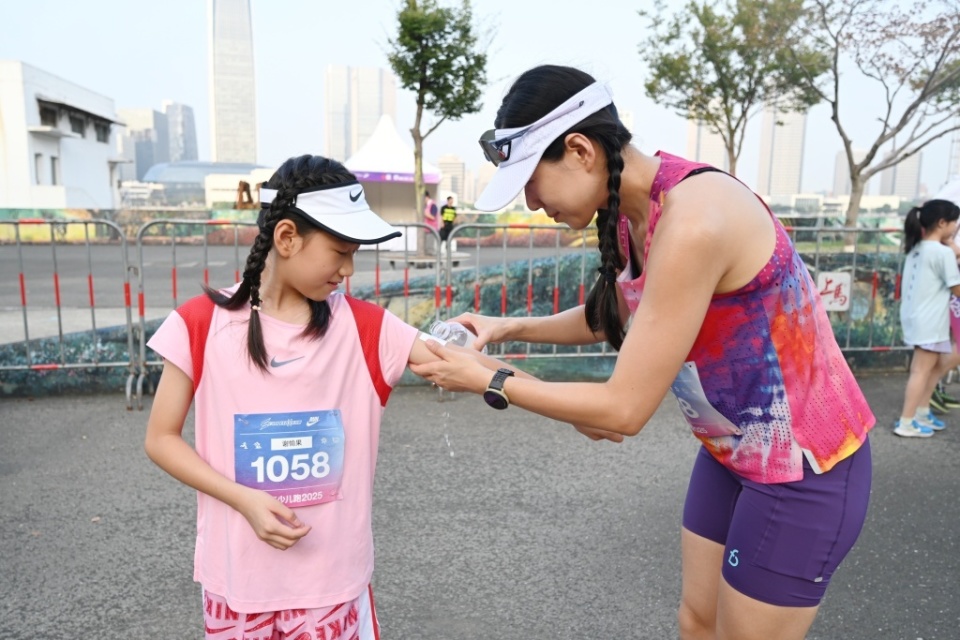 着这次机会, 澎湃新闻记 着这次机会, 澎湃新闻记