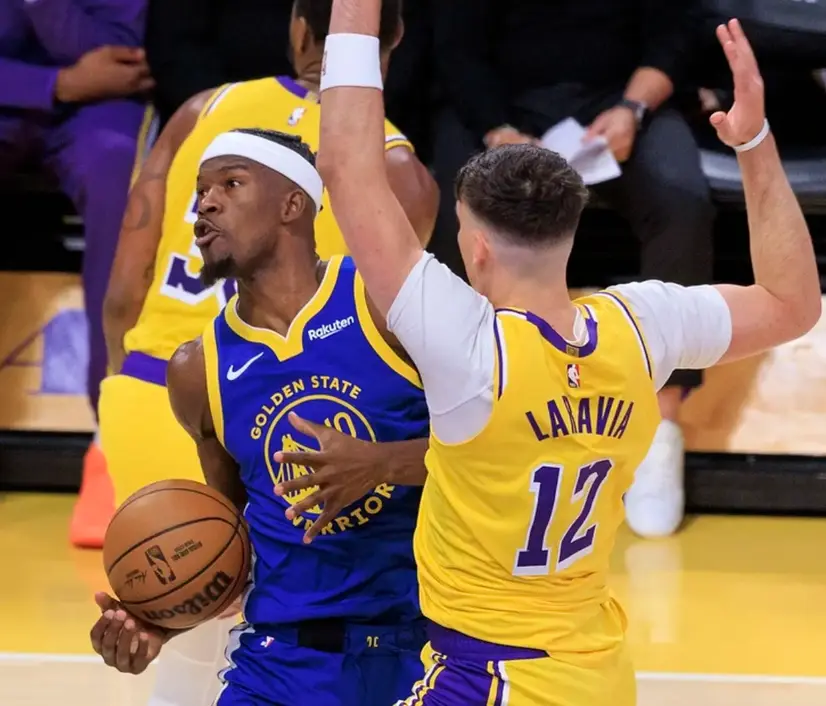 但随后勇士, 理查德抛投, 波杰姆斯基 但随后勇士, 理查德抛投, 波杰姆斯基